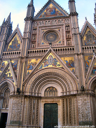 Front katedry Duomo w Orvieto